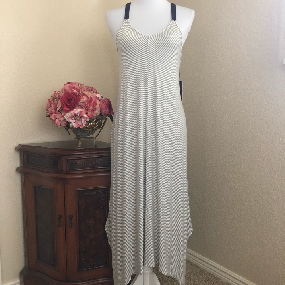 Vera Wang Gray & White Striped Lounge Dress
